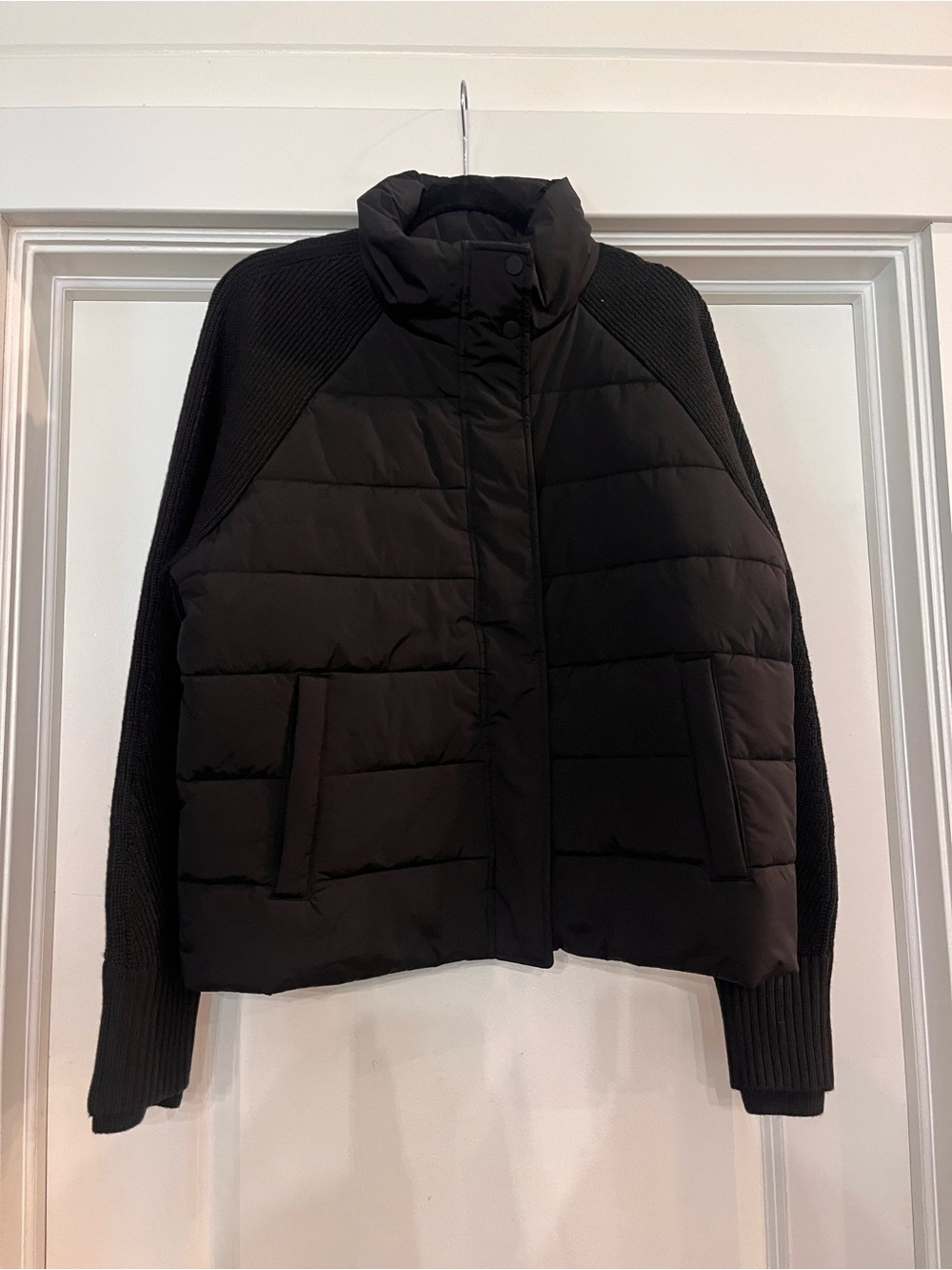 Athleta Black Quilted Puffer Jacket with Knit Sleeves